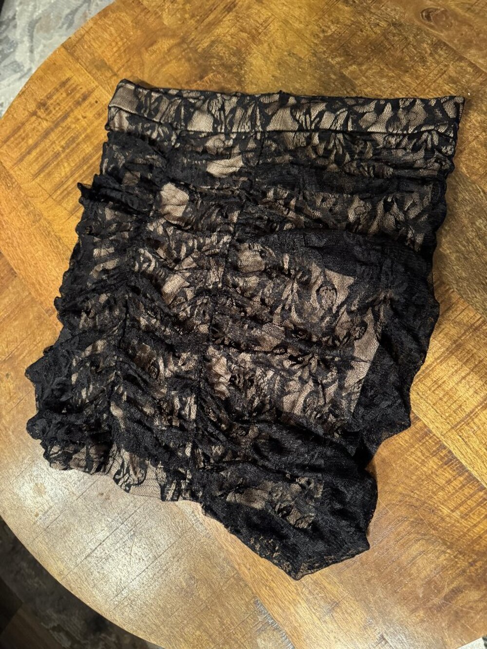 SHEIN Black Floral Lace Ruched Bodycon Mini Skirt with Nude Lining - Size L